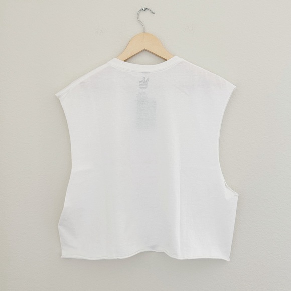 NEW Junk Food Clothing Coca Cola Sleeveless Graphic Tee - Picture 4 of 4